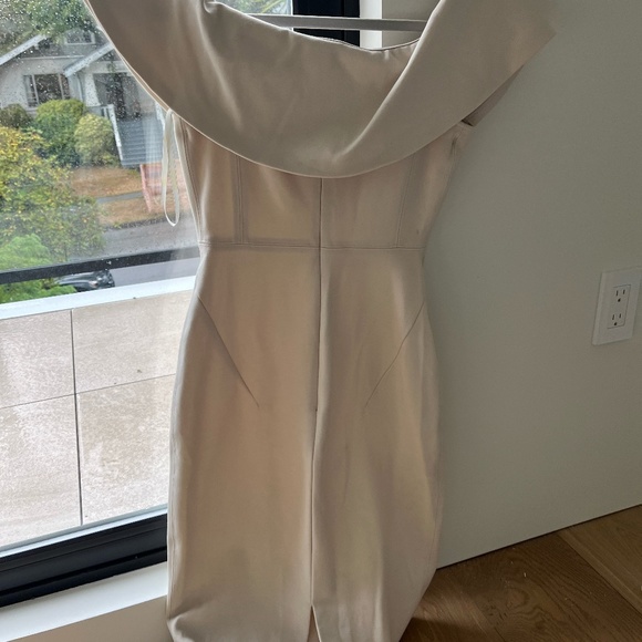 Aritzia Dress - Picture 3 of 3